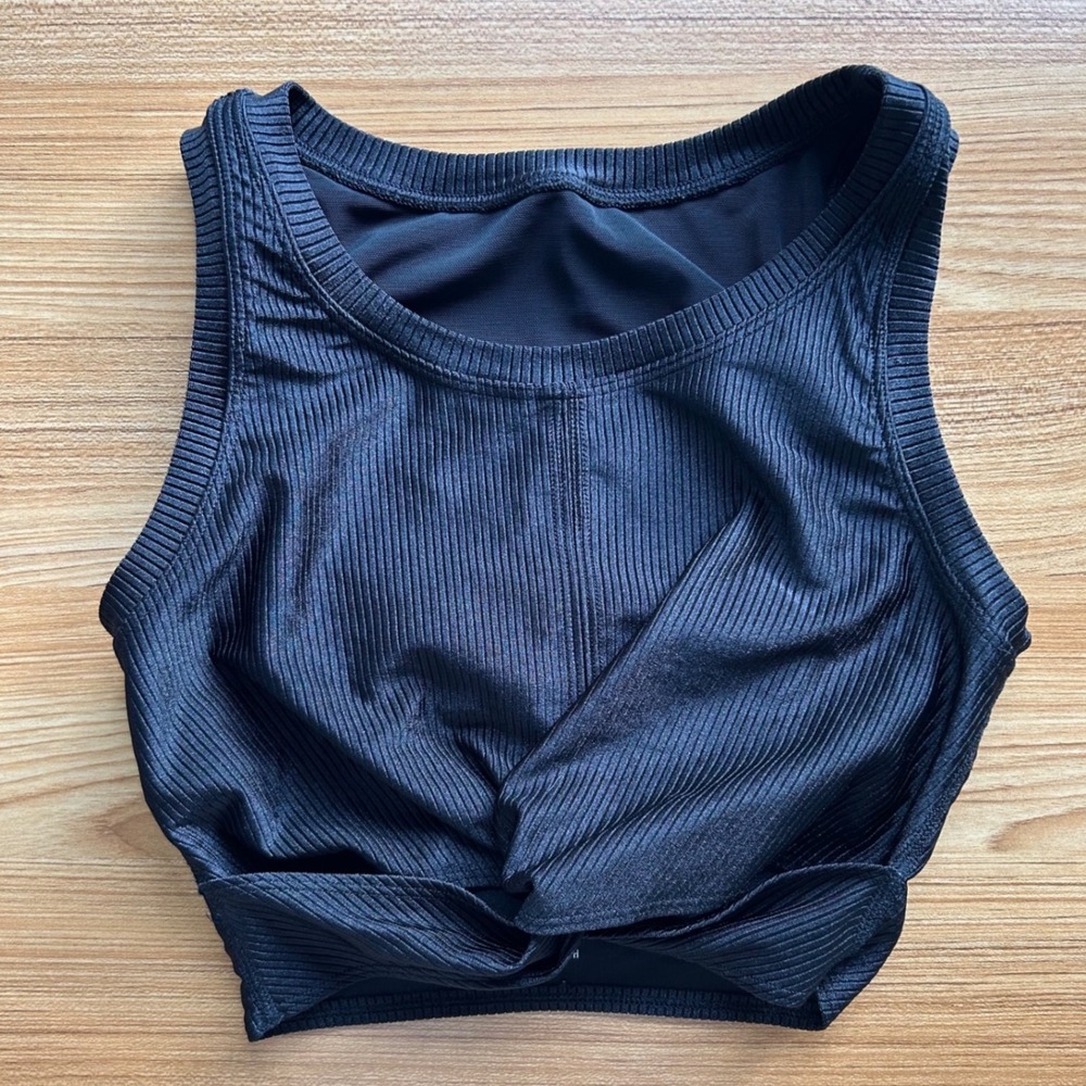 OFFLINE by Aerie Black Ribbed Twist Front Crop Top Size Small NWOT!
